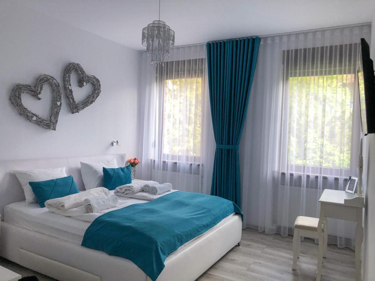 Gizell Apartment 1 Sibiu Exteriör bild